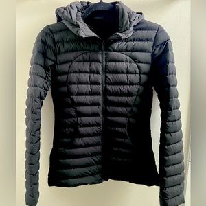 lululemon Pack it Down Jacket - size 2